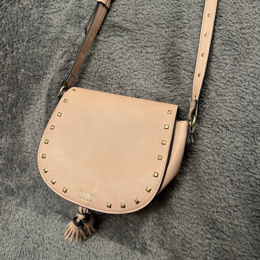 Victorias Secret Studded Tassel Crossbody Bag Blush Pink Gold Studs Saddle Purse